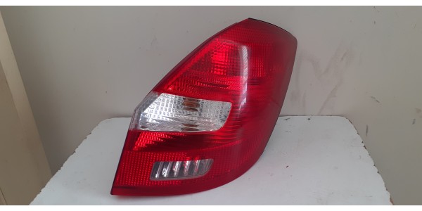 SKODA FABİA 2 STOP LAMBASI SAĞ (10/16) DUYLU